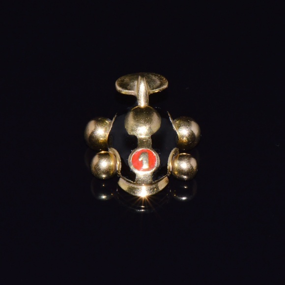 DESIGNER AARON BASHA ENAMEL SOLID 18K GOLD #1 RACE CAR CHARM PENDANT - Picture 2 of 10